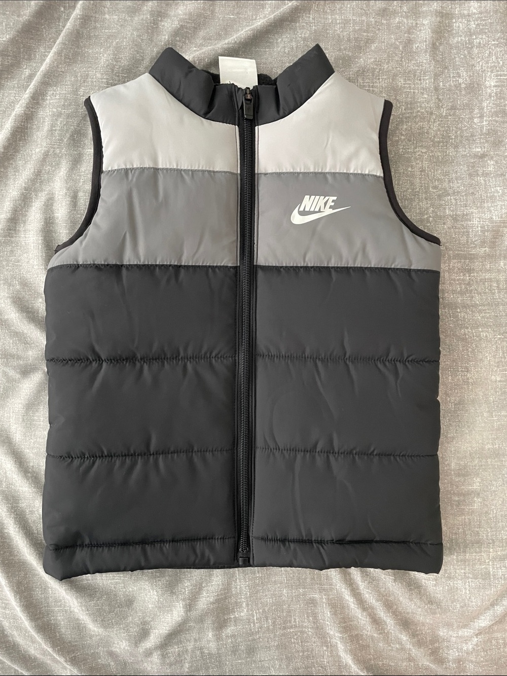 Nike Black & Gray Colorblock Puffer Vest